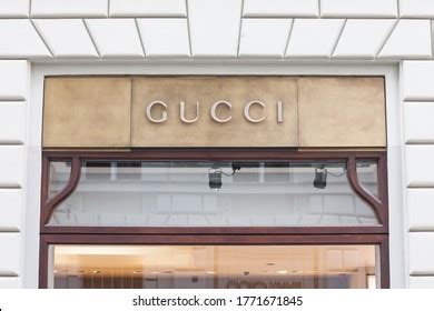 gucci manufacturing country|who makes gucci frames manufacturer.